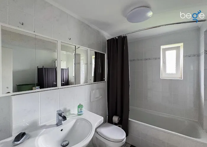 Bege Your Cozy Flat *